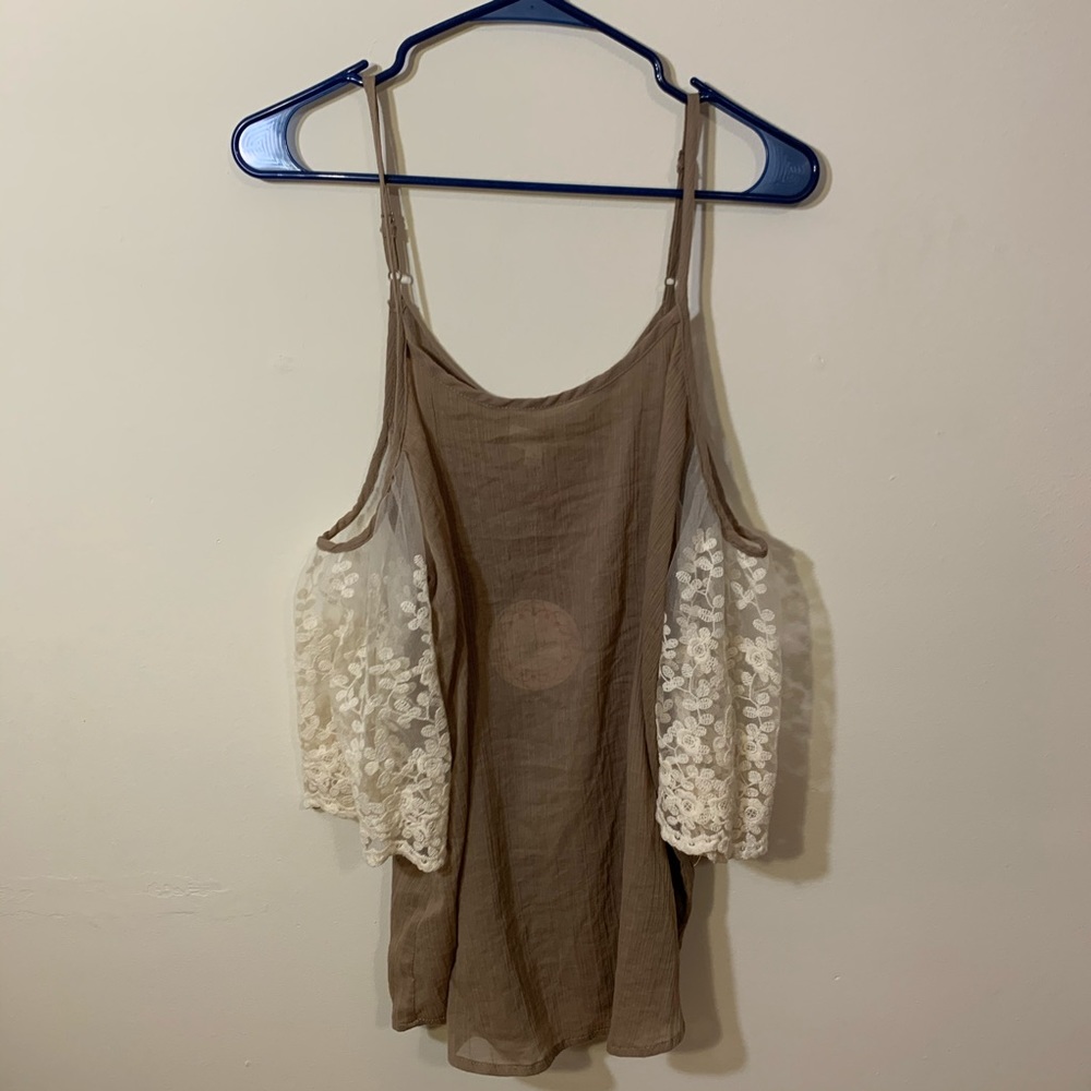 Lacey Cold Shoulder Top